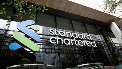 StanChart Profit Beats Forecasts on Fee Income Boost