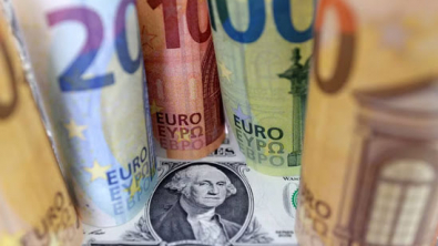 US Companies Swap Dollar Bonds into Euros to Lower Funding Costs