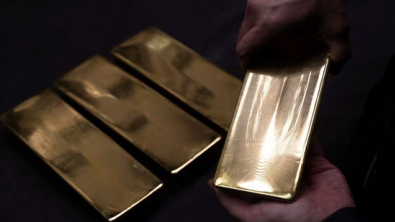 Gold Inches Higher on Softer Dollar as Sttention Turns to Fed Meet