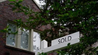 US Existing Home Sales Rebound in October