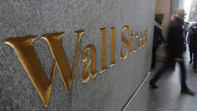 Wall St Ends Lower as Weak Walmart Guidance Prompts Consumer Demand Worries